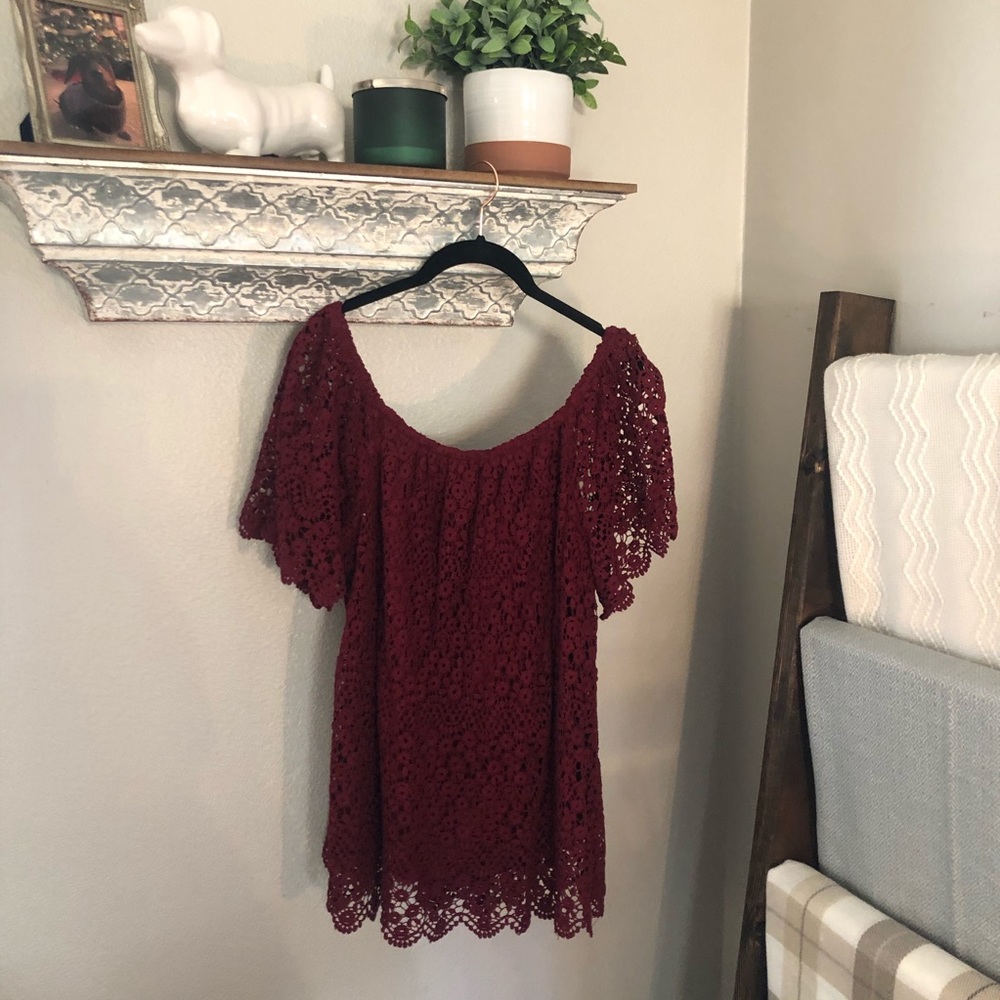 Off the Shoulder lace shirt